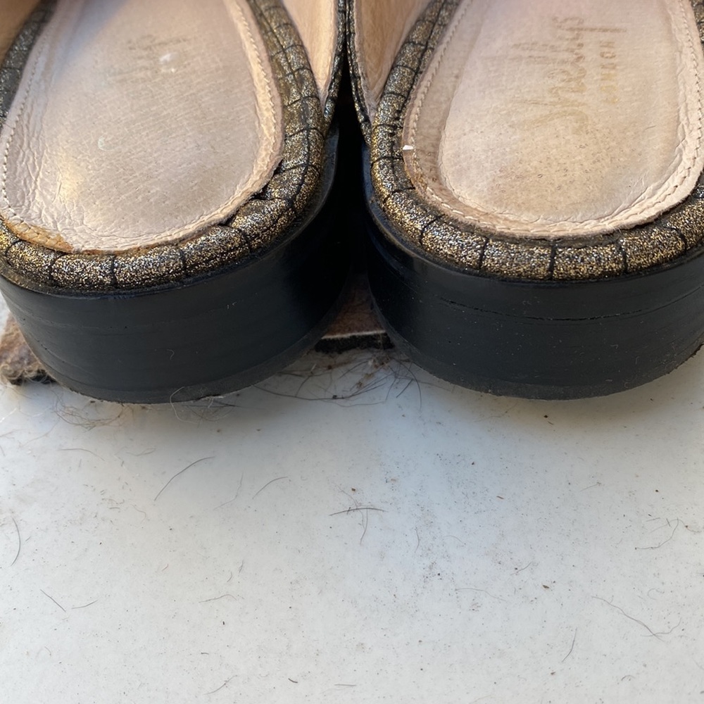 Shelly’s mules - Picture 3 of 5